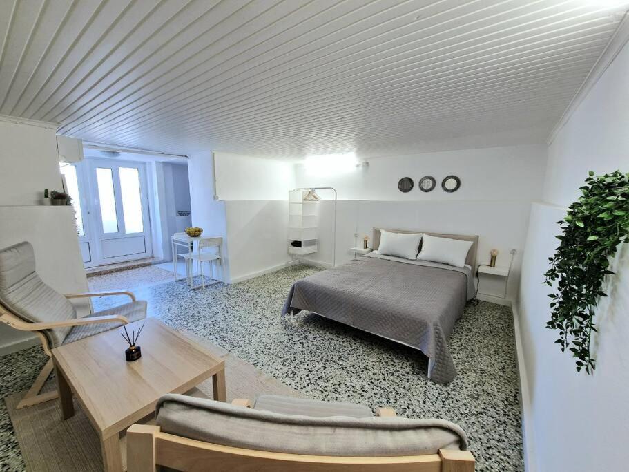 Elmy Houses V4 / Thalia Rafína Exteriör bild